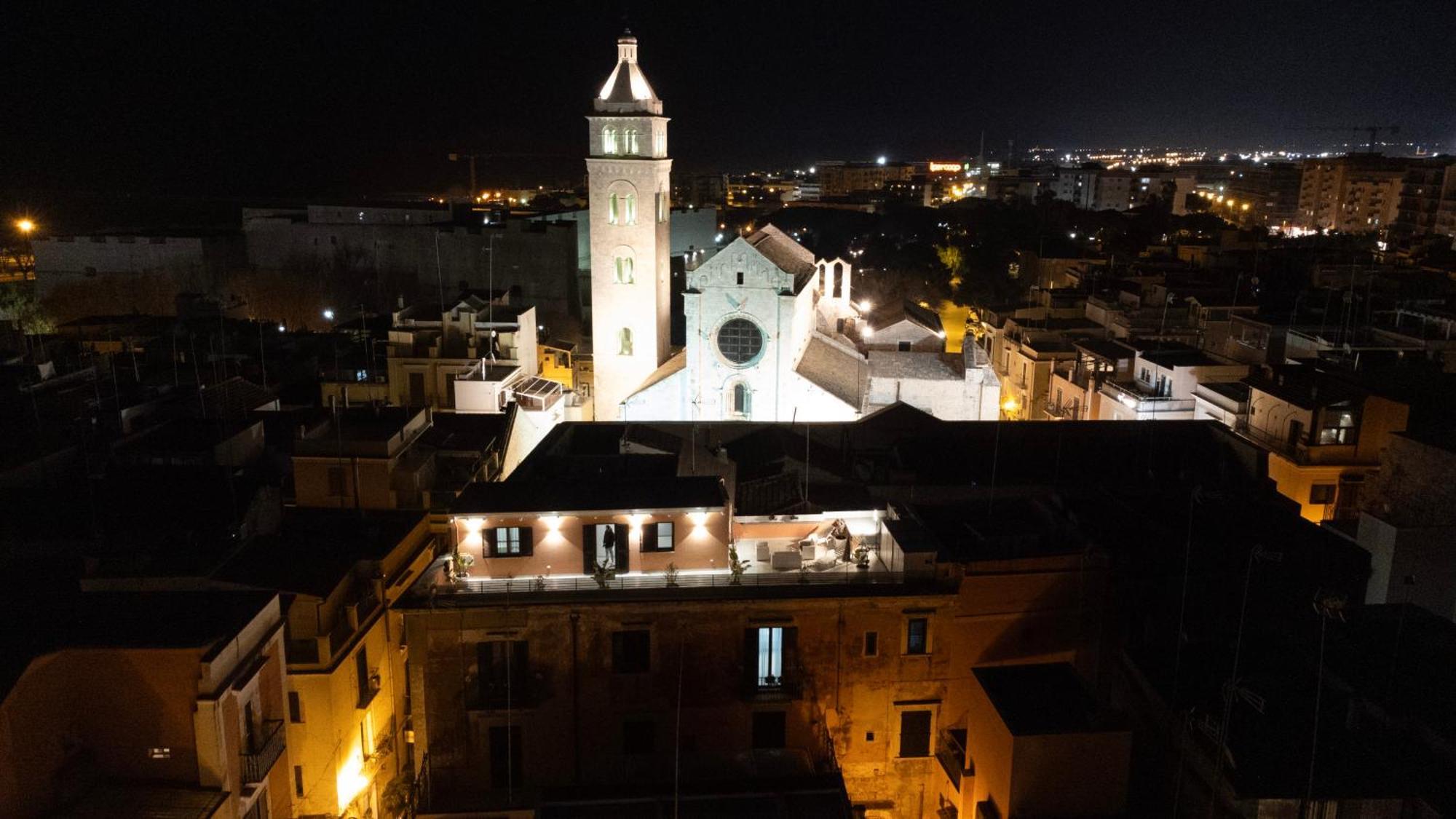 Duomo Guest House Barletta Bagian luar foto