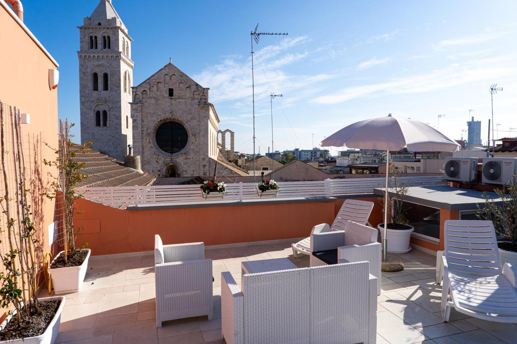 Duomo Guest House Barletta Bagian luar foto