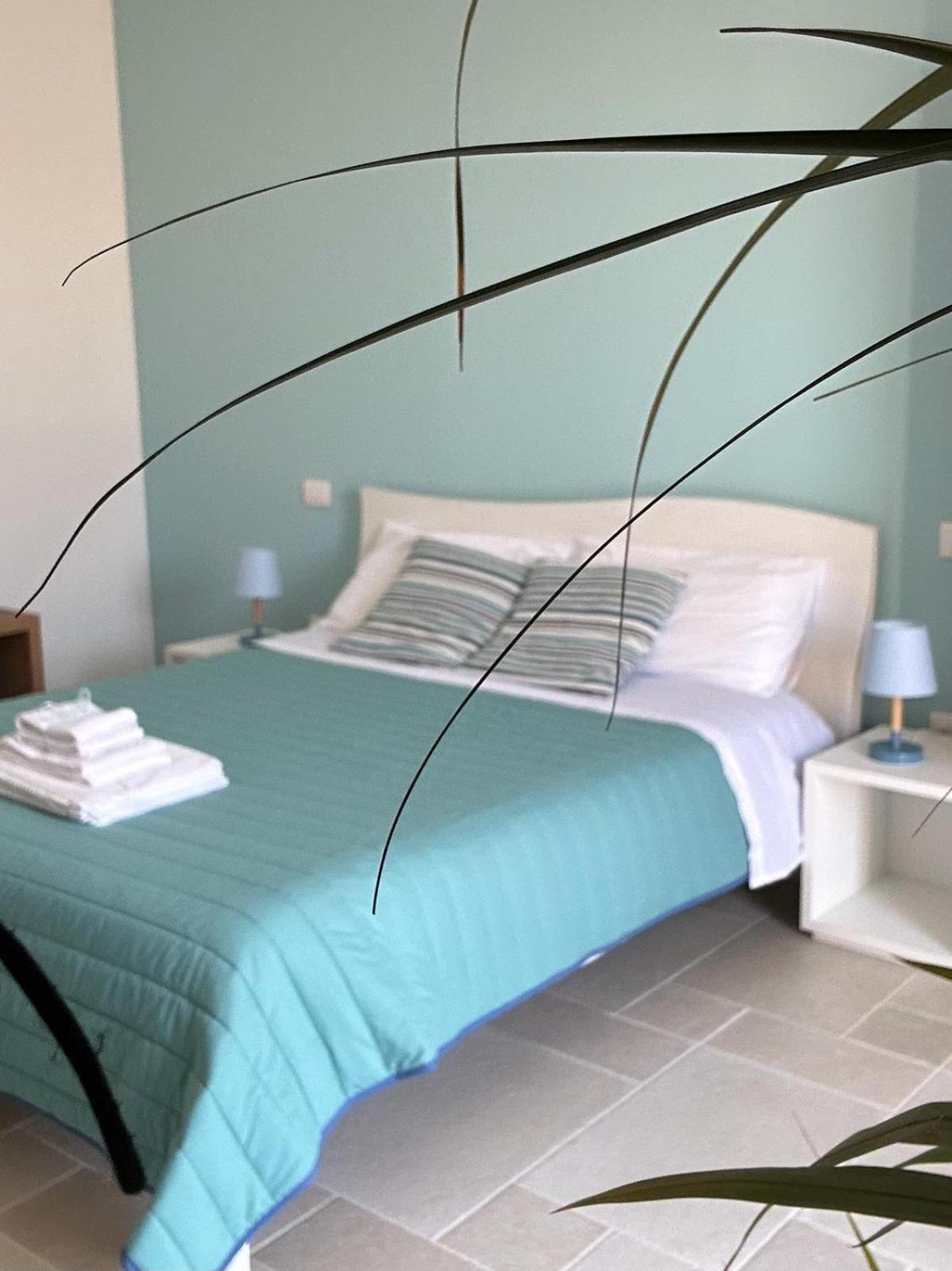 Duomo Guest House Barletta Bagian luar foto