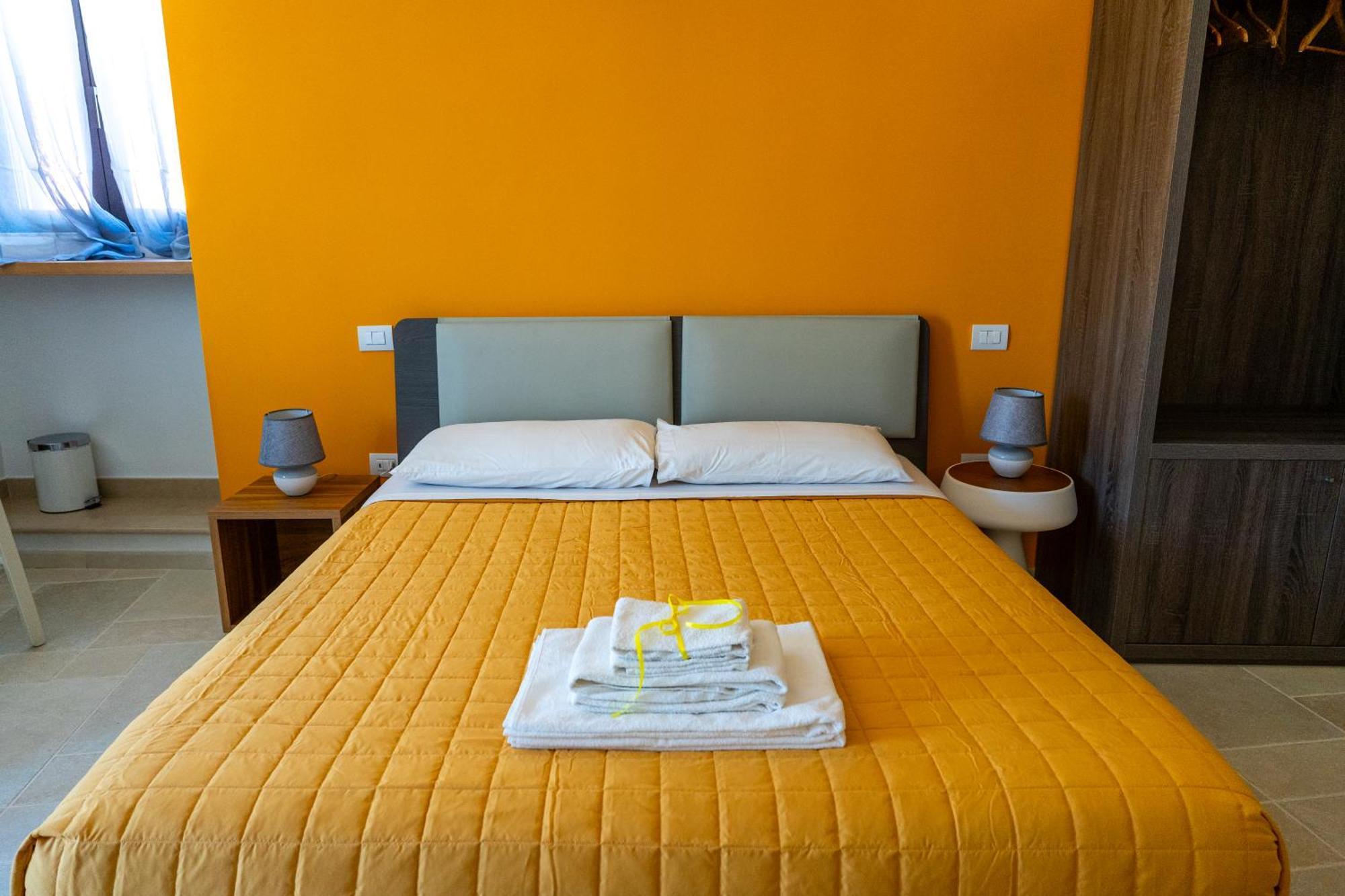 Duomo Guest House Barletta Ruang foto